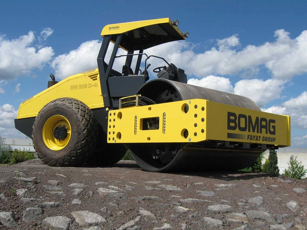 BOMAG BW 216D-4