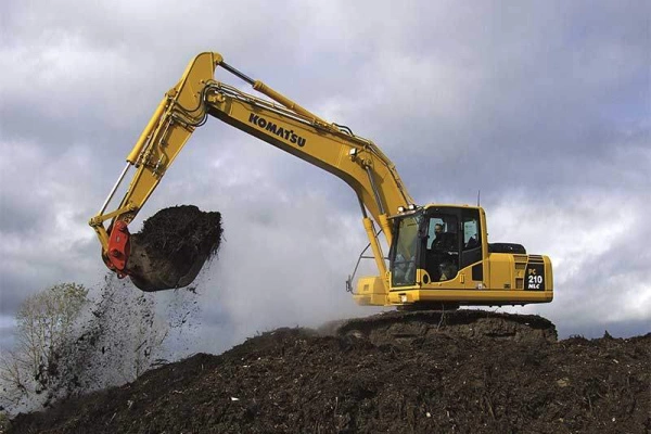 Komatsu PC210LC-8